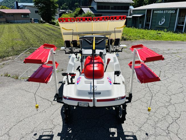 田植機 Pe-1 写真３