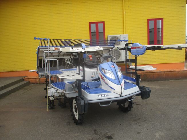 イセキ 田植機 写真