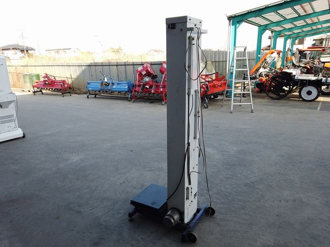 リフター・昇降機 動画有♪【埼玉県】LU-207L3 楽だ君 写真５