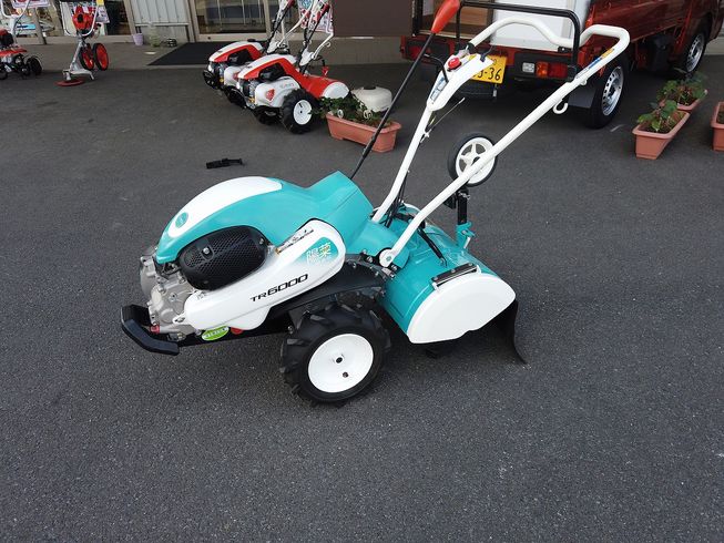 管理機 埼玉県【整備済】TR6000-U 写真２