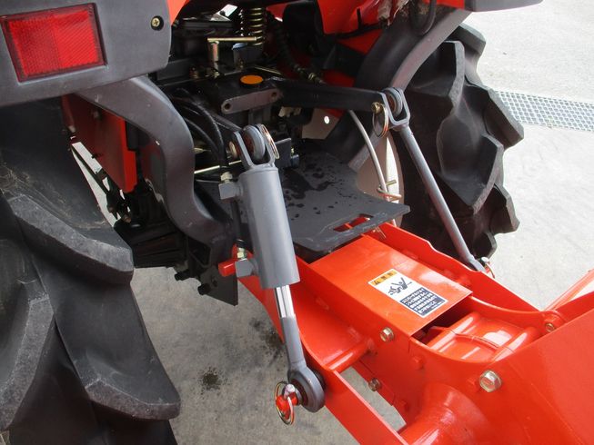 トラクター B72-AP 写真３