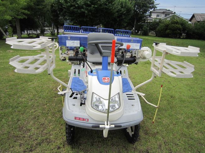 田植機 PQZ４-DULF 写真３
