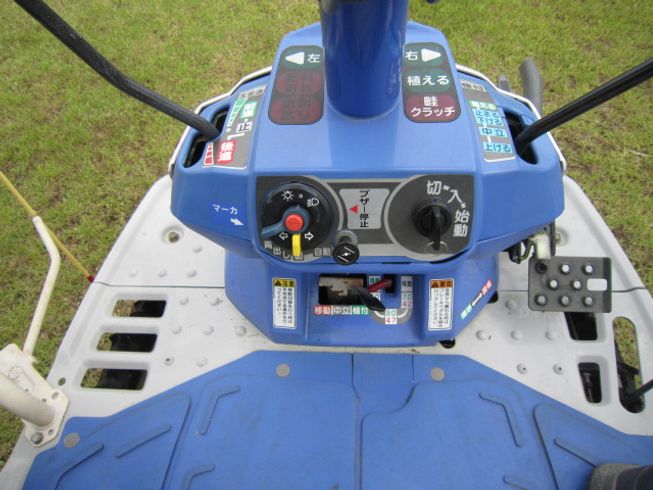 田植機 PQZ４-DULF 写真９