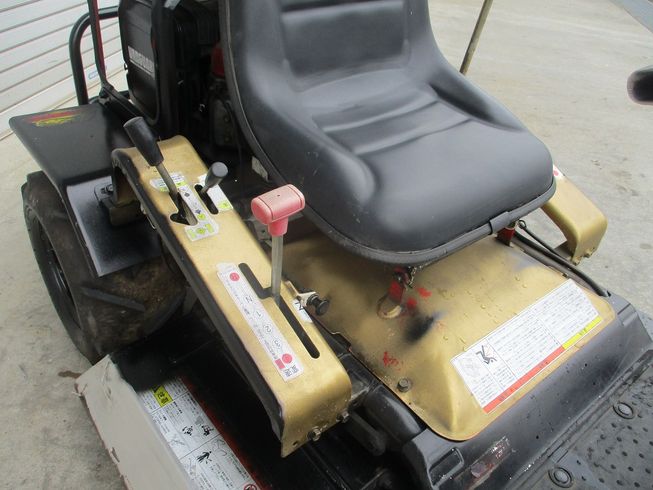 草刈機 RM81B 写真５