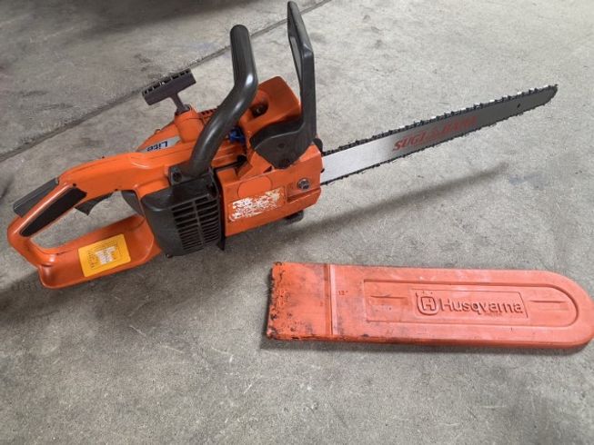 チェーンソー 339XP 写真４