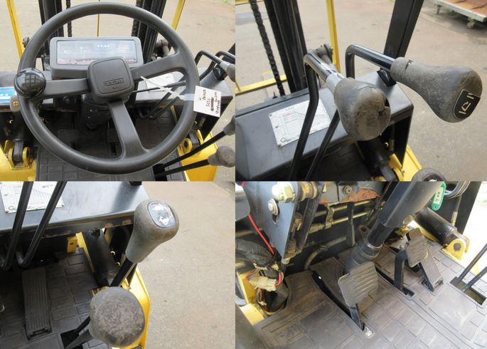 フォークリフト FD30Z8　新潟▢〇 写真６