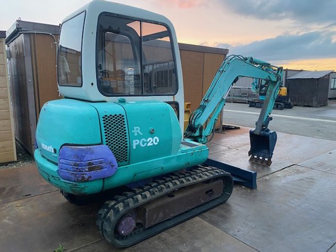 バックホー PC20-7E 写真２