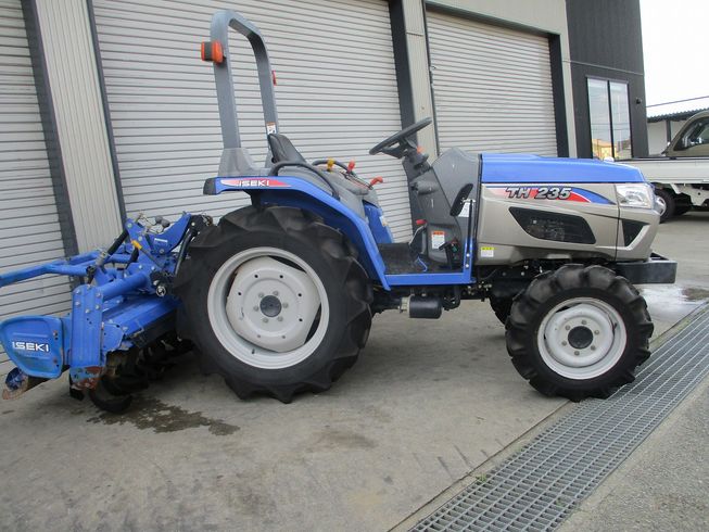 トラクター TH235－Q 写真２