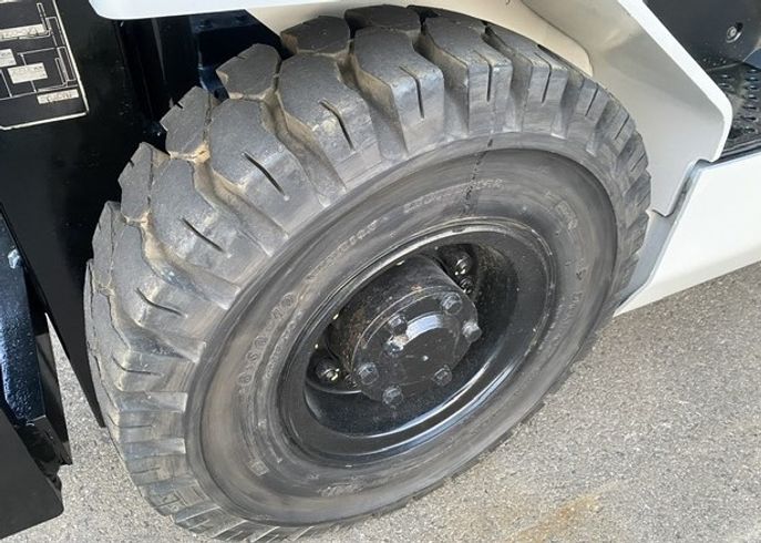 フォークリフト FGE15T5 写真10