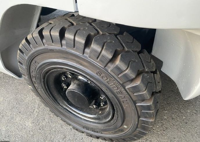 フォークリフト FGE15T5 写真９