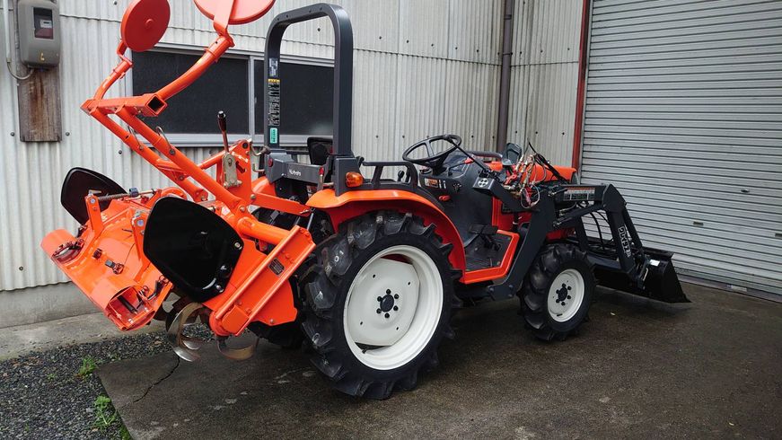 トラクター GB180 写真４