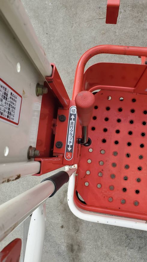 高所作業車 KCG310H 写真３