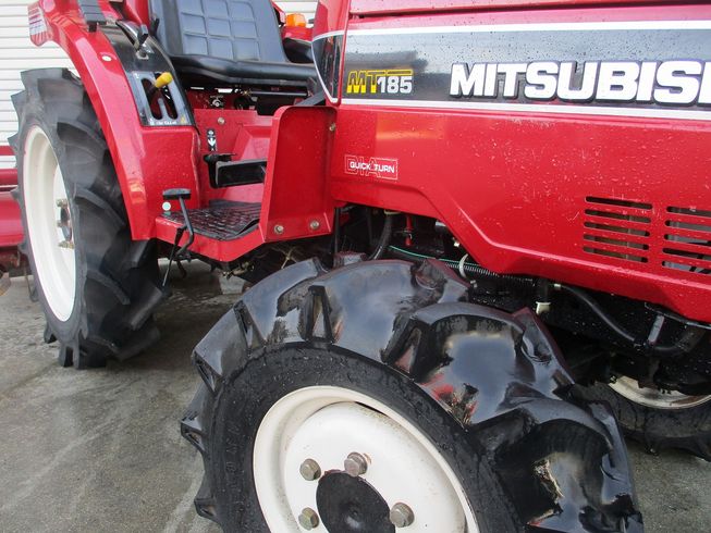 トラクター MT185 写真２