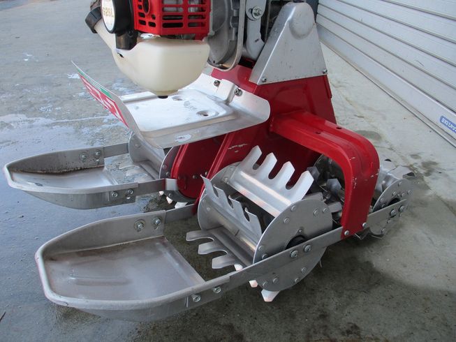 水田除草機 TG-E 写真３