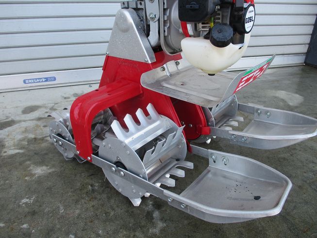 水田除草機 TG-E 写真２