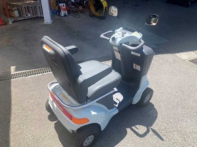 セニアカー ET4DZUV 写真５