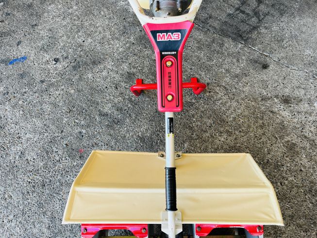 水田除草機(ミニカルチ) MA3 写真９