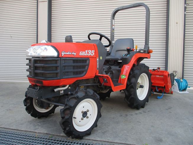 トラクター GB135(GB130) 写真４
