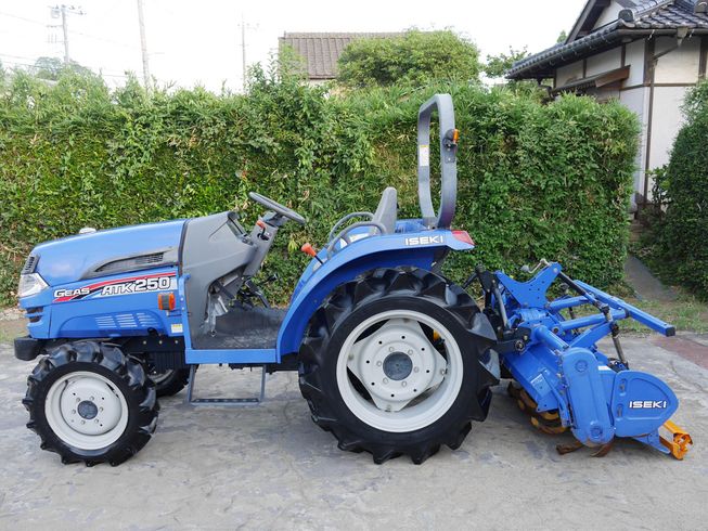 トラクター ATK250 写真３