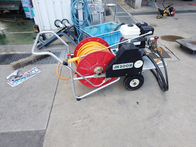 動噴 【動画有】巻車付エンジン噴霧器　JH300H 写真２