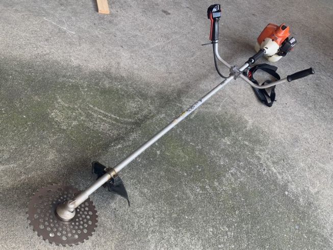 草刈機 225R 写真４