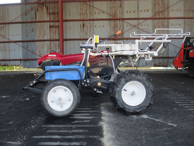 野菜移植機 PH1 写真４