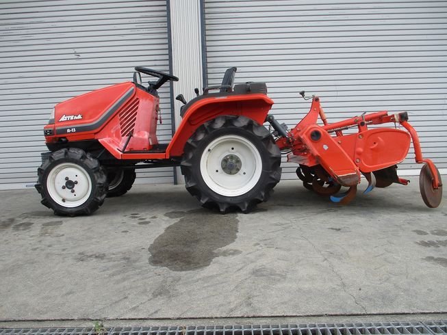 トラクター A13 写真２