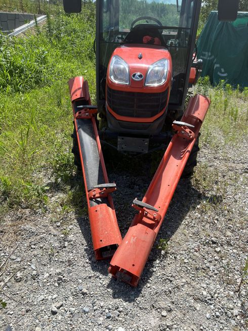 トラクター T245DQBMAPP 写真７