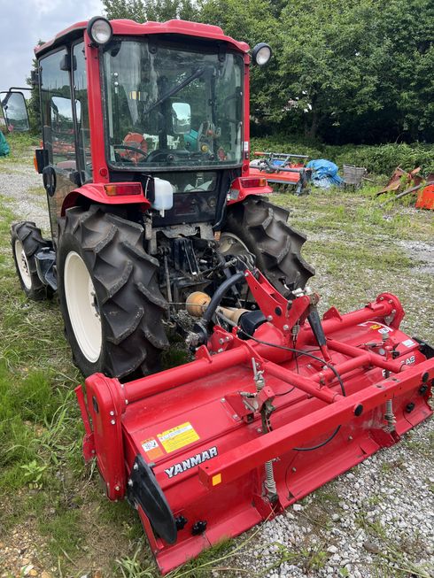 トラクター EG437Y ハイスピード 写真４