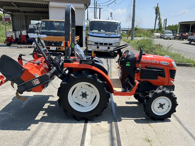 トラクター B17X-BSMAG 写真３