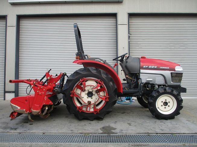 トラクター EF224 写真２