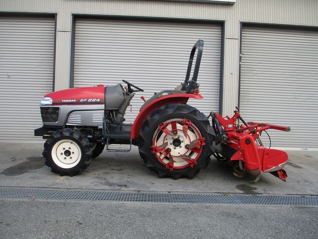 トラクター EF224 写真４