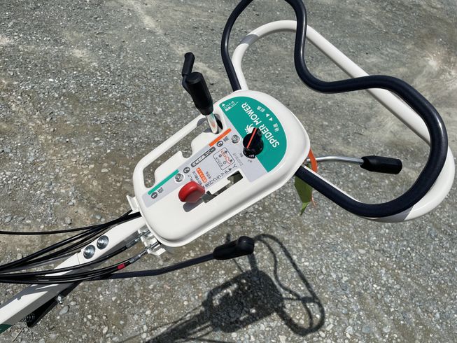 草刈機 SP431F 写真３