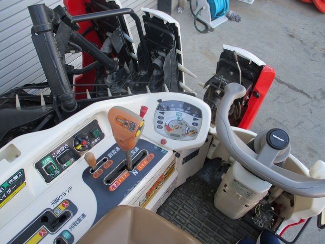 コンバイン AJ319 写真９