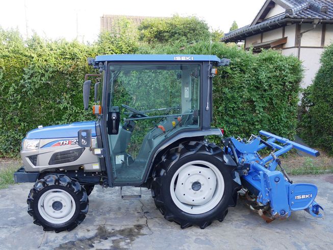 トラクター TH235 写真３