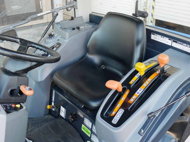 トラクター TH235 写真６