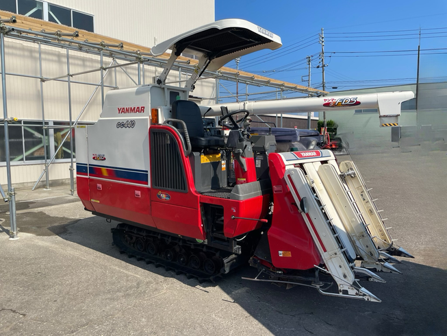 ヤンマー コンバイン 写真