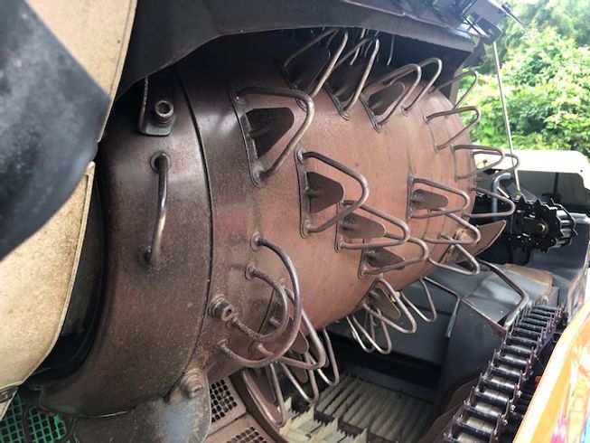 コンバイン AR218G 写真５