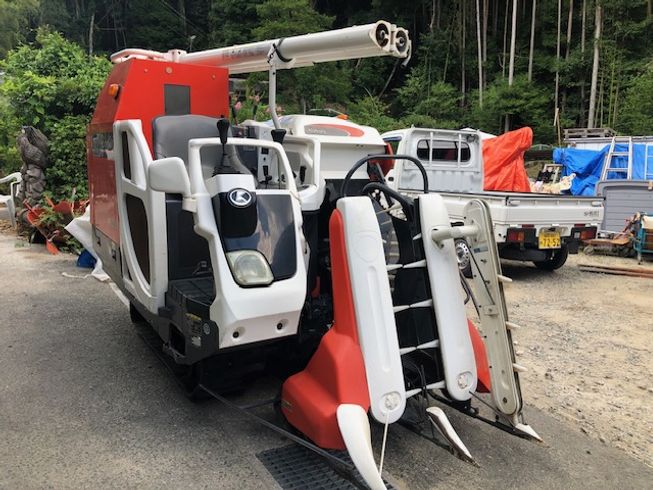 コンバイン AR218G 写真２