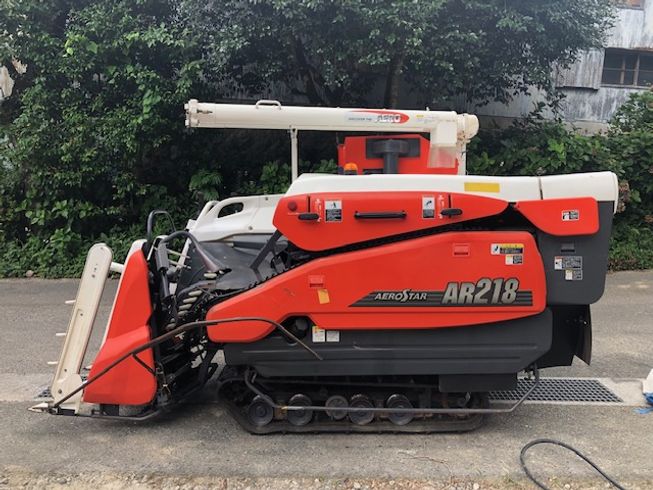 コンバイン AR218G 写真３