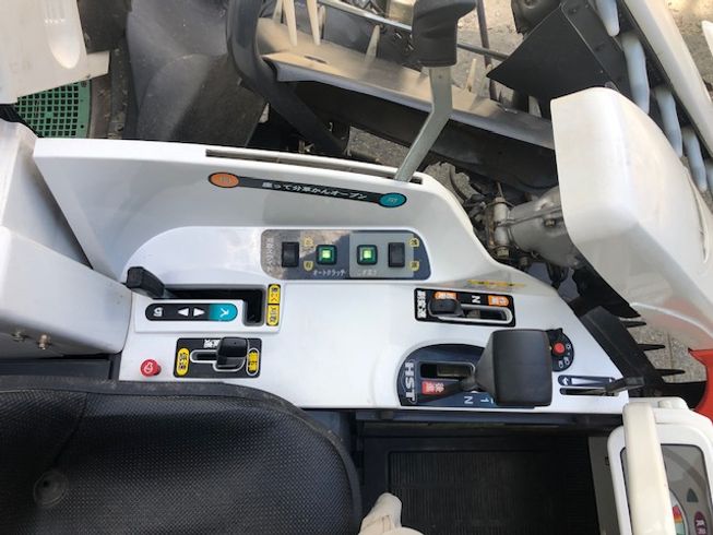 コンバイン AR216 写真10