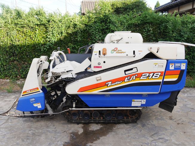 コンバイン HVG218-KWC 写真３