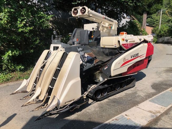 コンバイン V435 写真２