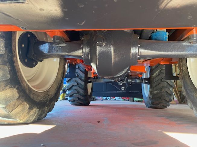 タイヤショベル　ホイールローダー R330 写真12
