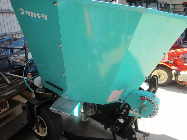 散布機 CS1010TS-H 写真２