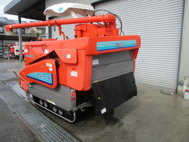 コンバイン SR16A 写真５