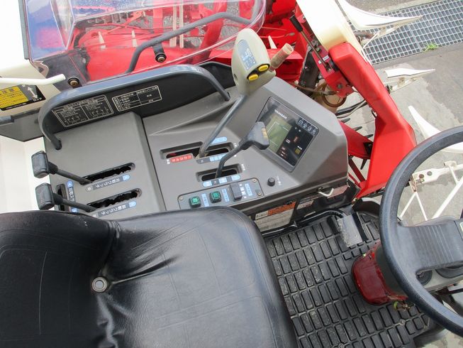 コンバイン GC221 写真８