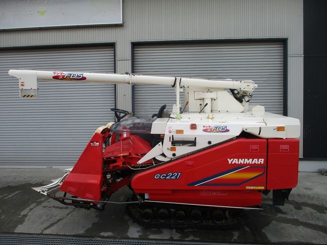コンバイン GC221 写真４