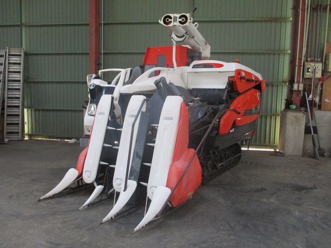 コンバイン AR320GDXMW 写真２