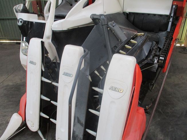 コンバイン AR320GDXMW 写真９